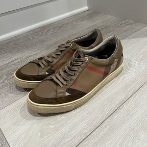 Men’s Burberry sneakers